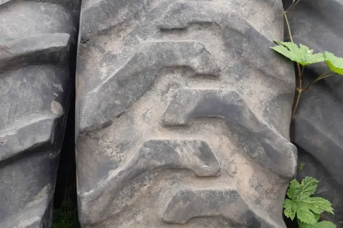 Бу шина 500/70-24 (19.5L24) Firestone- фото № 2