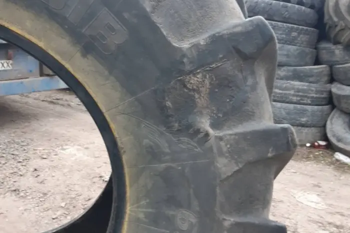 Бу шина 650/75R32 (24.5-R32) Michelin на комбайн- фото № 4