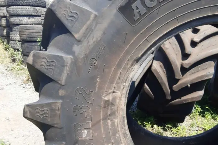Бу шина 650/75R32 (24.5R32) BKT- фото № 3