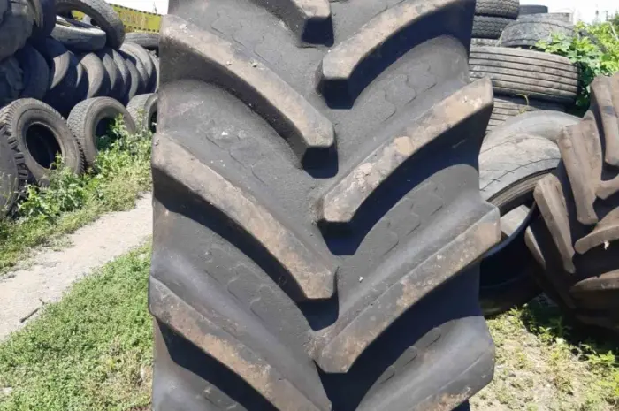 Бу шина 650/75R32 (24.5R32) BKT- фото № 7