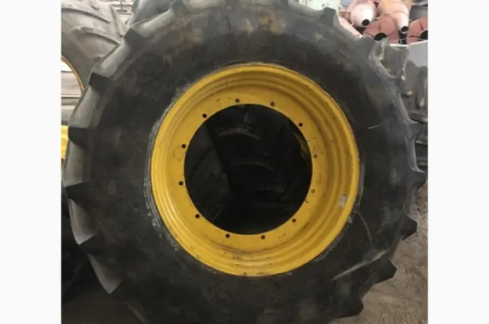 Бу колеса на John Deer 710/70R42 и 600/70R30 (шина + диск ориг.)- фото № 5