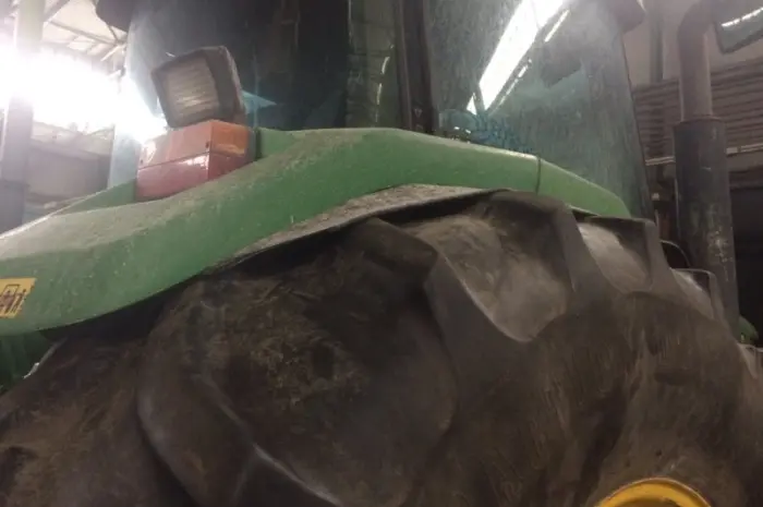 Бу колеса на John Deer 710/70R42 и 600/70R30 (шина + диск ориг.)- фото № 9