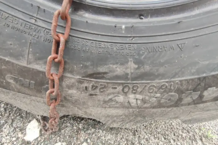 Бу шина 440/80-24 Michelin power Cl- фото № 1