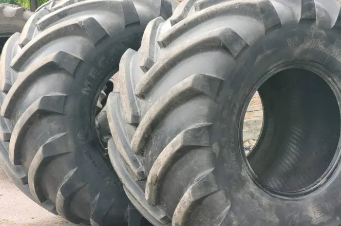Бу шина 1050/50R32 Michelin MegaXbib (пара)- фото № 4