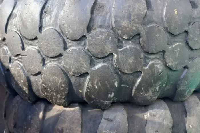 Бу шина 12/5/80R18 Bibload Michelin- фото № 4
