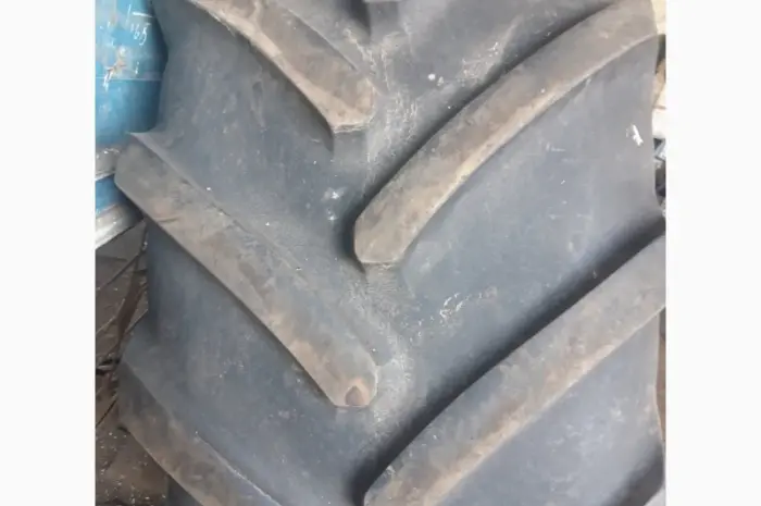 Бу шина 710/70R42 и 600/70R30 Michelin (комплект)- фото № 1