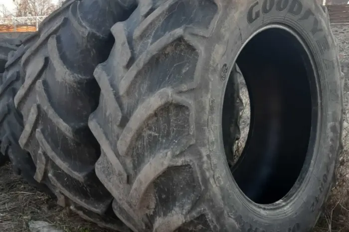 Бу шина 710/70R42(28-р42) GoodYear 710х70х42- фото № 5