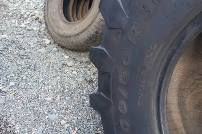 Шина 900/60r32 TRELLEBORG TM2000- фото № 2