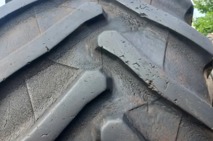 Шина 900/60r32 TRELLEBORG TM2000- фото № 4