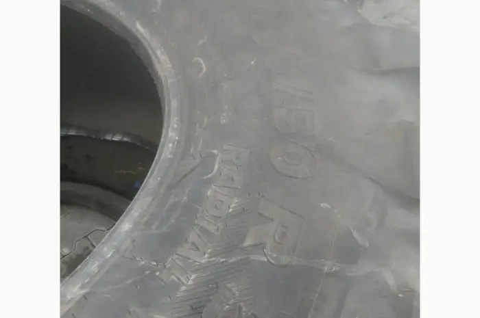 Б/у шина 1050/50R32 Michelin Holmer для комбайна- фото № 3