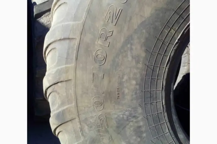 Продам б/у шины 750/70R26- фото № 4