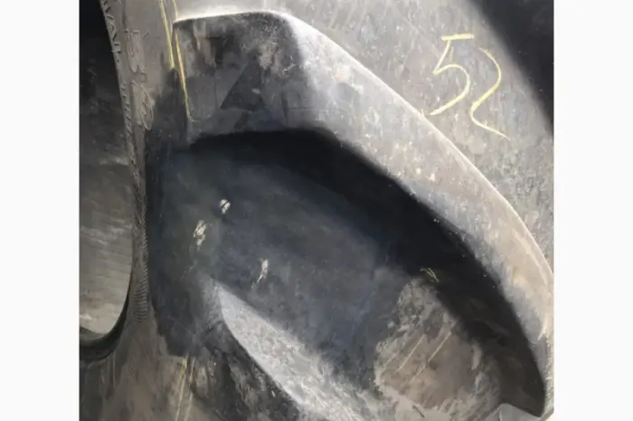 Б/у шина Michelin 1050/50R32- фото № 2