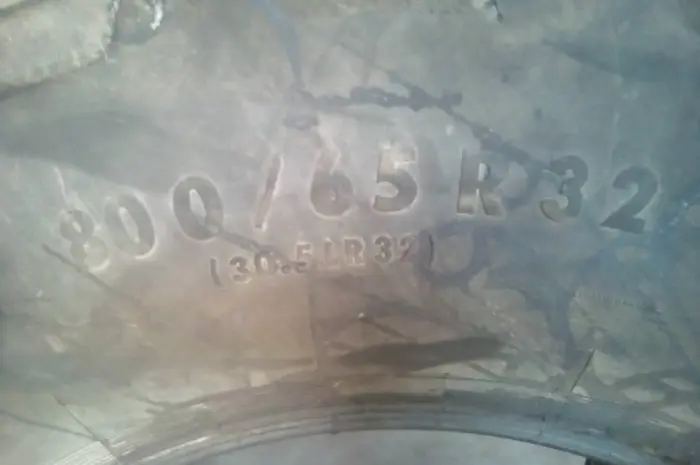 Б/у шина 800/65R32 Continental 178A8 - 1шт- фото № 2