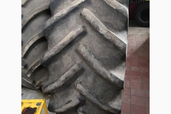Б/у шина 800/65r32 goodyear (178a8) пара- фото № 1