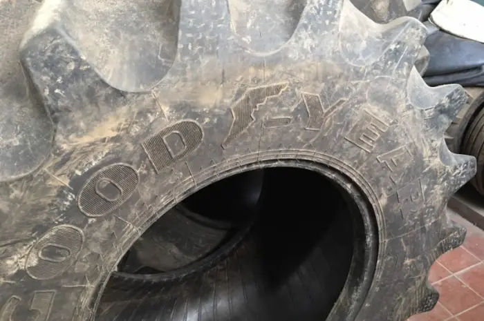 Б/у шина 800/65r32 goodyear (178a8) пара- фото № 2