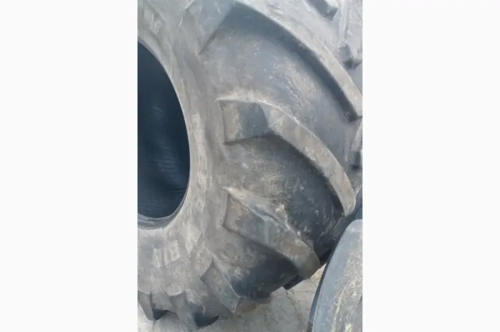 Бу шина 900/60R32 Michelin MEGAXBIB пара- фото № 4