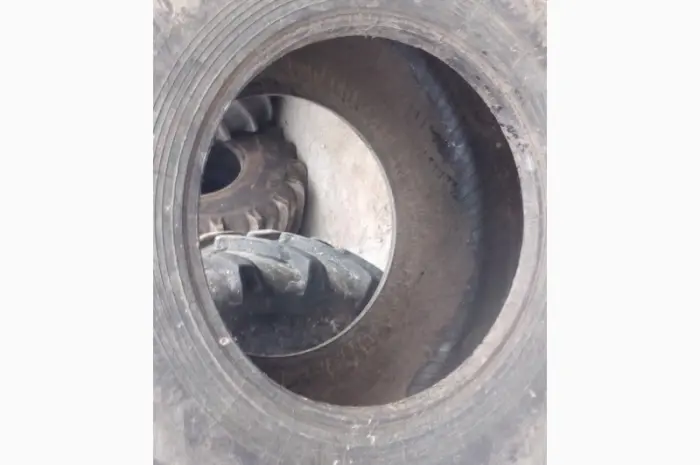 Бу шина 800/65R32 Dneproshina- фото № 3
