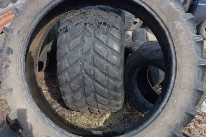 Бу шина 300/95r46 Taurus опрыскиватель- фото № 5