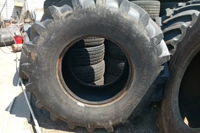 Б/у шина 650/75R32 Starmaxx- фото № 3