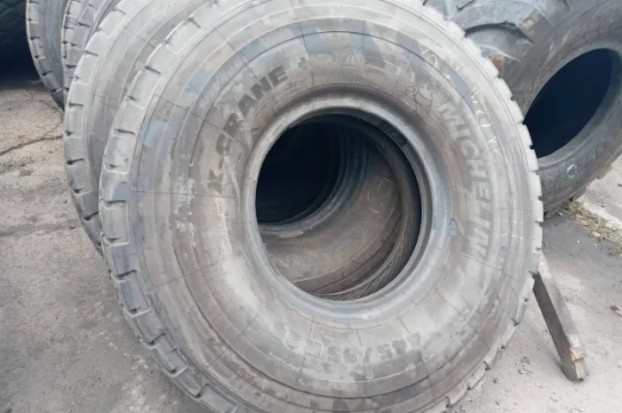 Бу Шина 445/95R25 (16/00R25) Michelin X-CRANE+ 174F (на автокран 200т)- фото № 2