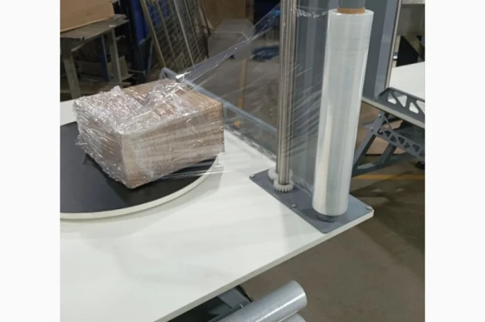 Стіл пакувальний з поворотною платформою- фото № 1