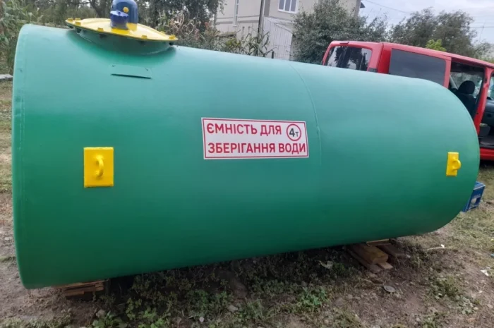 Продам бочку цистерну для води 4 куб.м- фото № 5