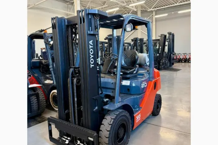 Вилковий навантажувач 2т. Toyota 06-8FGF20 4300 мм 2068 мг- фото № 1
