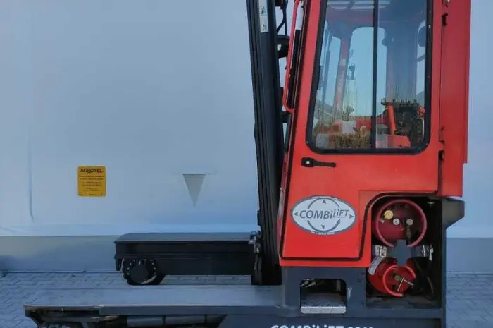 Навантажувач 5т. Combilift C5000 чотирьохходовий для довгих вантажів- фото № 8