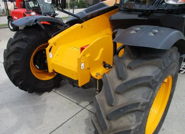 Спецтехника. Телескопический погрузчик JCB 535-95- фото № 9