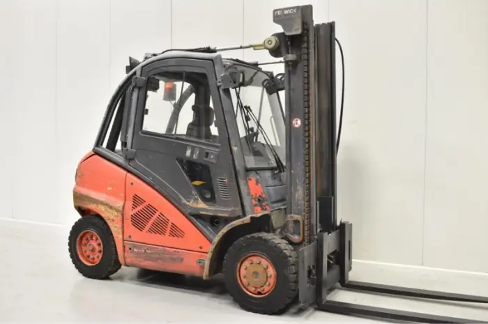 Вилочный погрузчик Linde H 40 D. Спецтехника б/у- фото № 1