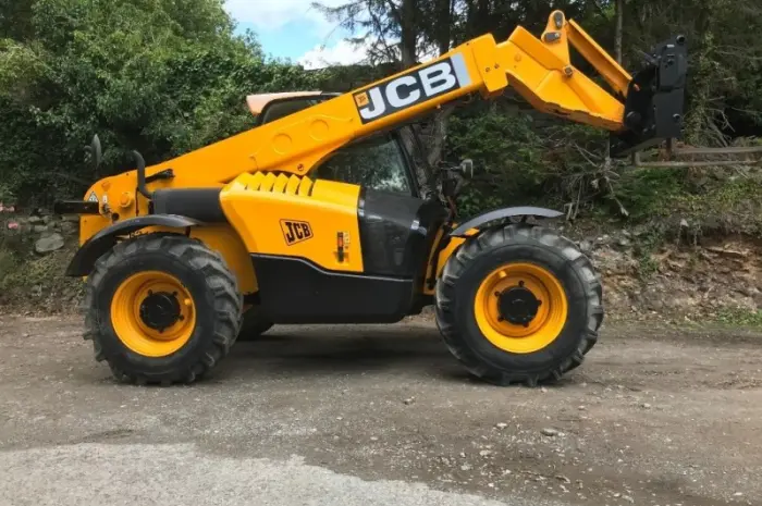Телескопический погрузчик JCB 531-70. Спецтехника б/у- фото № 1