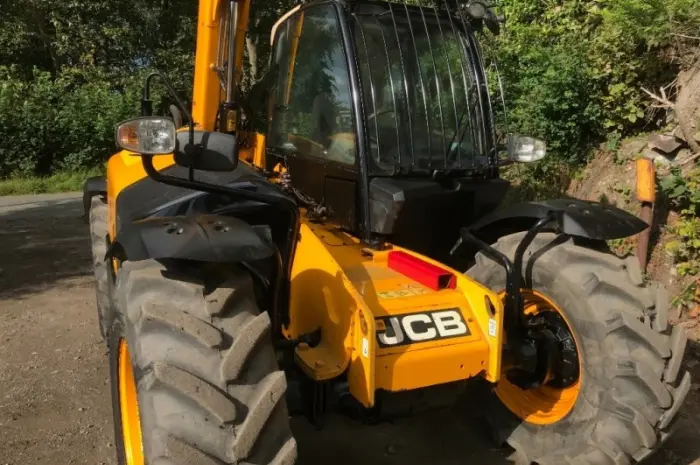 Телескопический погрузчик JCB 531-70. Спецтехника б/у- фото № 12
