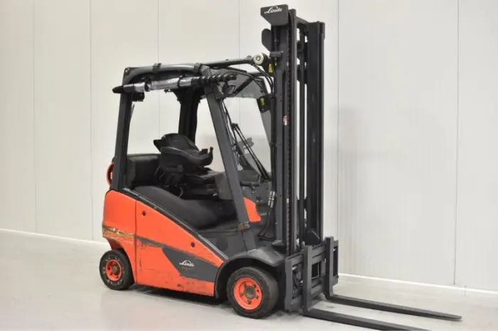 Вилочный погрузчик Linde H 16 T-01. Спецтехника б/у- фото № 1