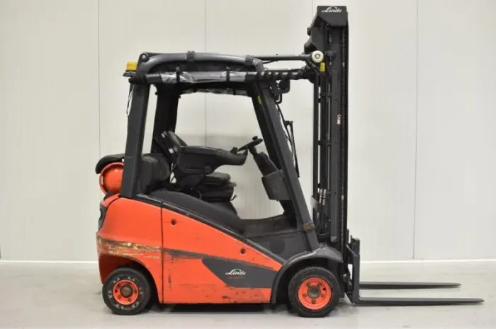 Вилочный погрузчик Linde H 16 T-01. Спецтехника б/у- фото № 2