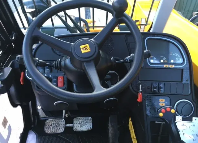 Купить Телескопический Погрузчик JCB 535-95 2013 года- фото № 2