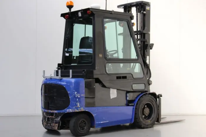 Вилочный погрузчик CAT Lift Trucks EP35K PAC- фото № 2