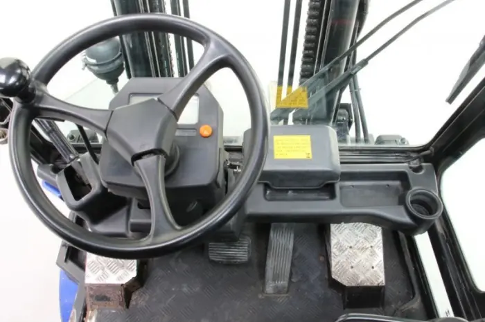 Вилочный погрузчик CAT Lift Trucks EP35K PAC- фото № 3