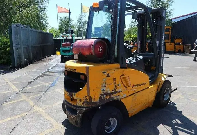 Вилочный погрузчик Jungheinrich TFG425S. Купить погрузчик б/у- фото № 4