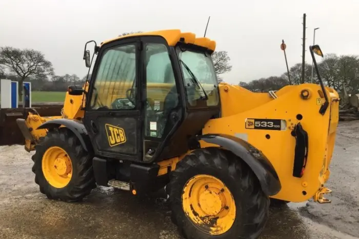 Телескопический погрузчик JCB 533-105 2004 года- фото № 1