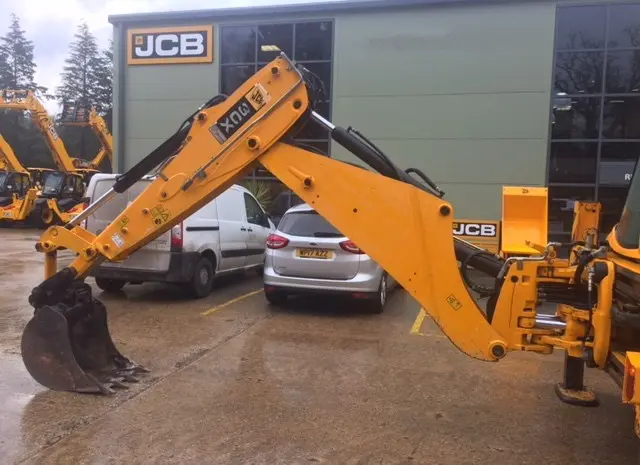 Экскаватор Погрузчик JCB 3CX 100 л.с. от официала- фото № 7
