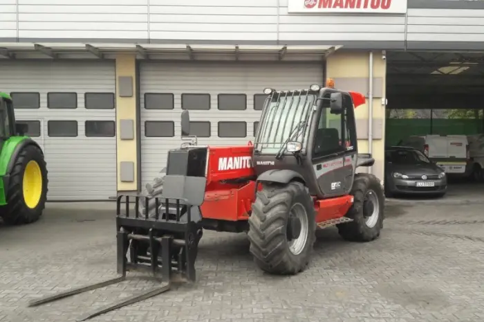 Телескопический погрузчик Manitou MLT845-120 LSU. Спецтехника в Украине- фото № 1