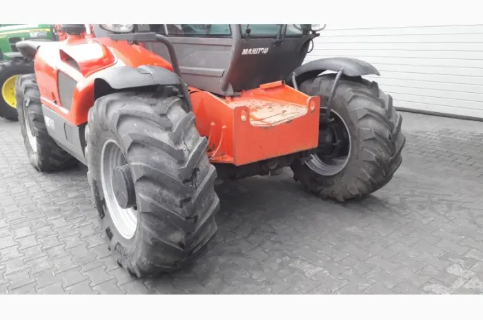 Телескопический погрузчик Manitou MLT845-120 LSU. Спецтехника в Украине- фото № 5