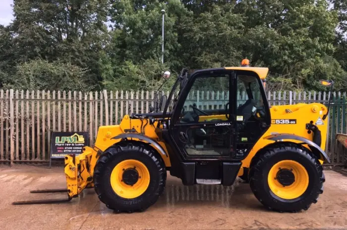 Телескопический погрузчик JCB 535-95 2013 года. Телескопический погрузчик б/у- фото № 2