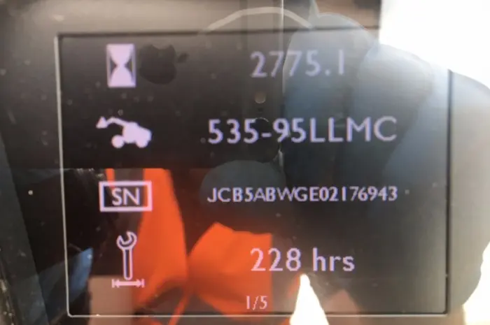 Телескопический погрузчик JCB 535-95 2013 года. Телескопический погрузчик б/у- фото № 5