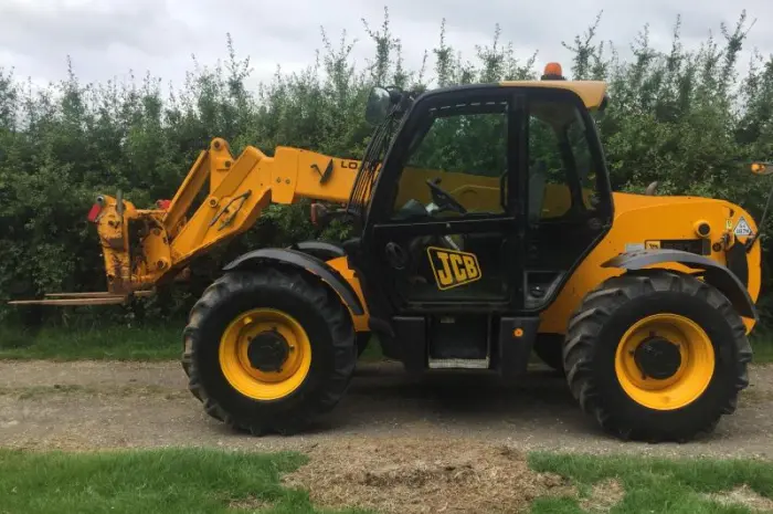 Телескопический погрузчик JCB 531-70 2010 года- фото № 1