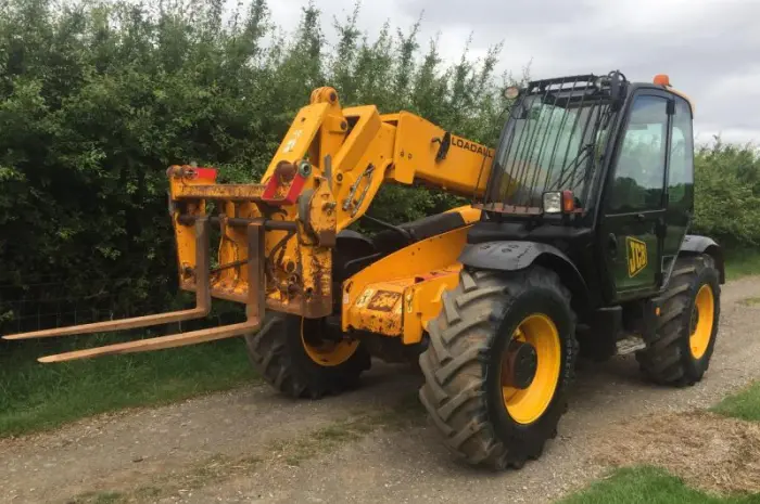 Телескопический погрузчик JCB 531-70 2010 года- фото № 4