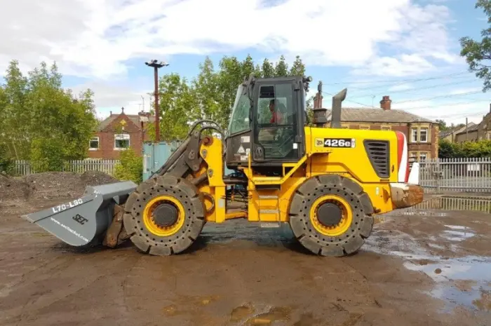 Фронтальный погрузчик JCB 426 HT в Украине- фото № 1