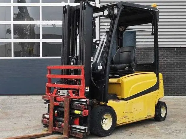 Вилочный погрузчик Yale ERP20VF- фото № 1