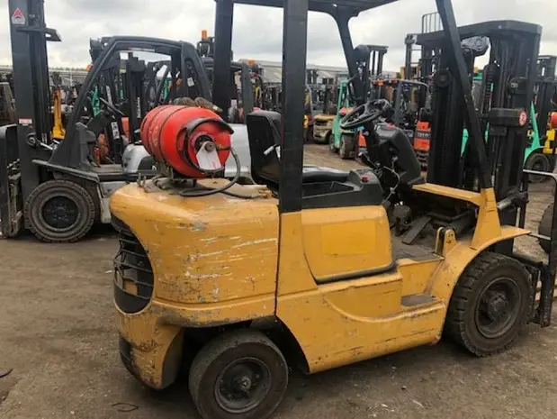 Вилочный погрузчик Cat Lift Trucks FG25K- фото № 4