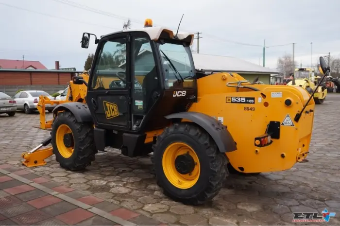 Телескопический погрузчик JCB 535-125 2010 г- фото № 11